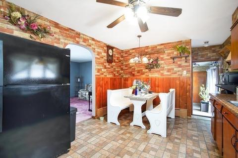 27 Dalton Ave, Chicopee, MA 01020 photo 10
