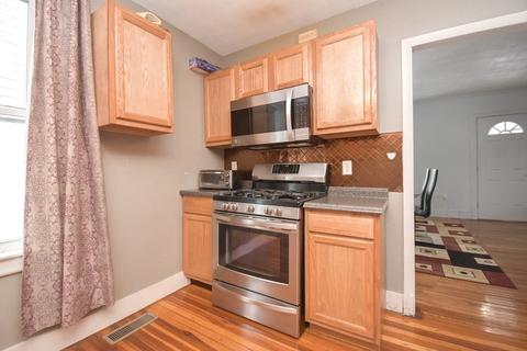 18 Crown St, Springfield, MA 01108 photo 13
