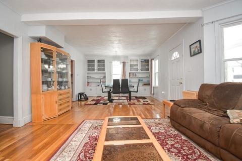 18 Crown St, Springfield, MA 01108 photo 6