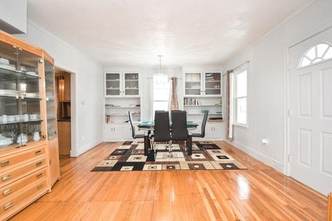 18 Crown St, Springfield, MA 01108 photo 7