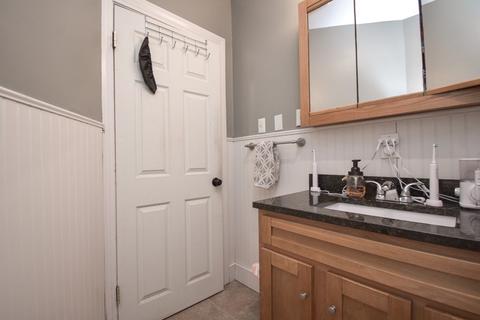 18 Crown St, Springfield, MA 01108 photo 34