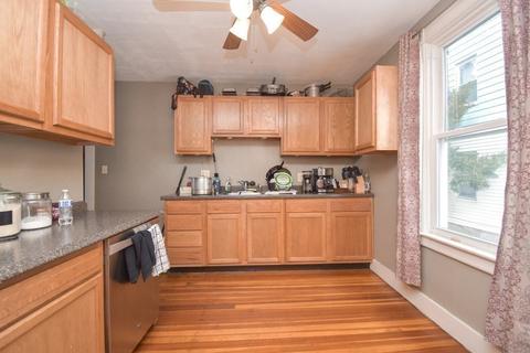 18 Crown St, Springfield, MA 01108 photo 14