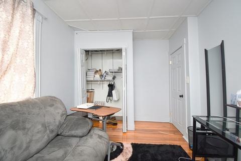 18 Crown St, Springfield, MA 01108 photo 32