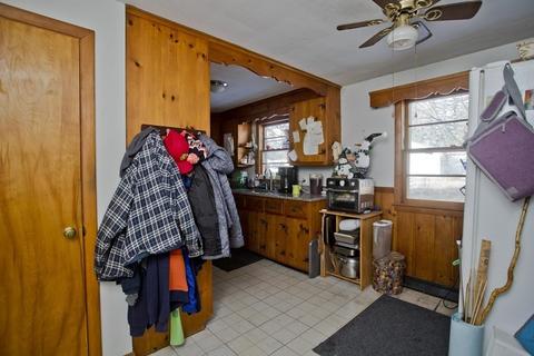 16 Capitol Rd, Springfield, MA 01119 photo 10