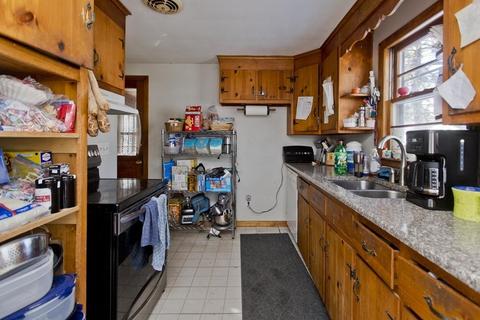 16 Capitol Rd, Springfield, MA 01119 photo 12