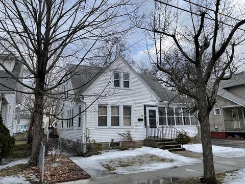 148 Monrovia, Springfield, MA 01104 photo 2