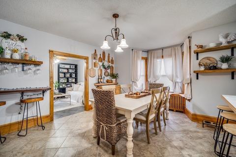278 Grattan St, Chicopee, MA 01020 photo 6