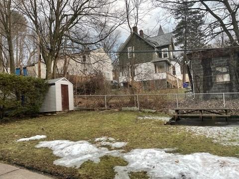 99 Acushnet Ave, Springfield, MA 01105 photo 42