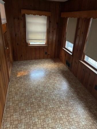 99 Acushnet Ave, Springfield, MA 01105 photo 34
