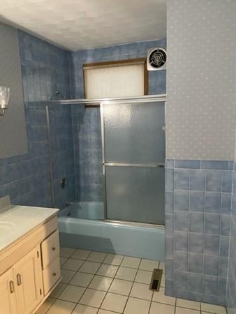 99 Acushnet Ave, Springfield, MA 01105 photo 27