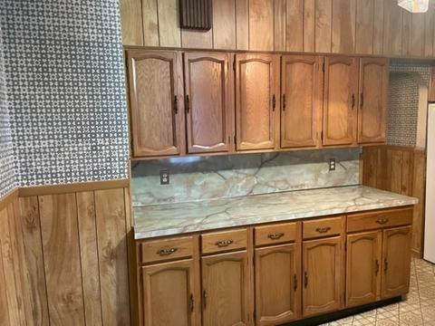 99 Acushnet Ave, Springfield, MA 01105 photo 13