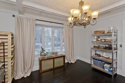 98 Kimberly Ave, Springfield, MA 01108 photo 8