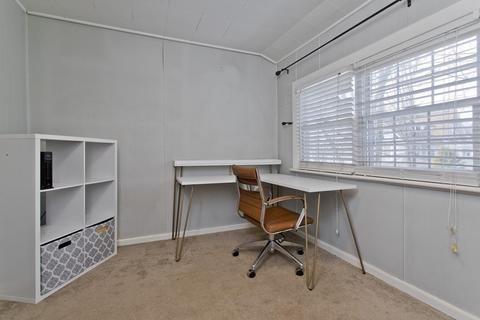 98 Kimberly Ave, Springfield, MA 01108 photo 34