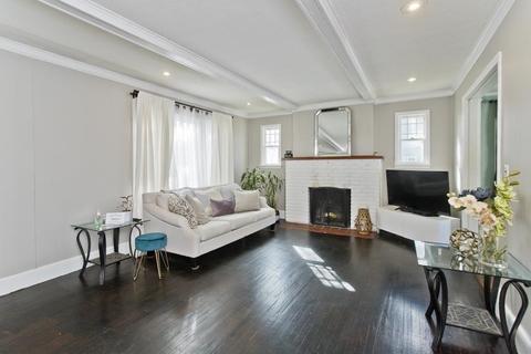 98 Kimberly Ave, Springfield, MA 01108 photo 17