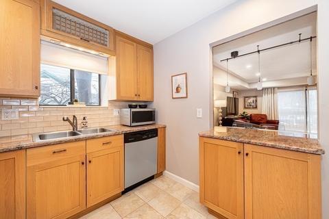 41 Centre St #202, Brookline, MA 02445 photo 17