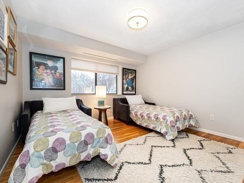 41 Centre St #202, Brookline, MA 02445 photo 20