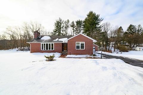 106 Greenwich Rd, Ware, MA 01082 photo 1