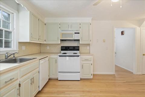 2 Captiva Rd #C, Walpole, MA 02081 photo 13