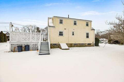 8 Newbridge St, Hingham, MA 02043 photo 14