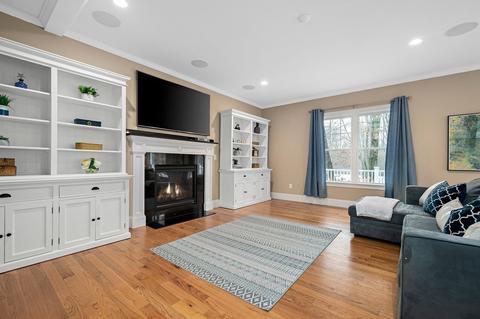 80 Cedarcrest Rd, Canton, MA 02021 photo 5