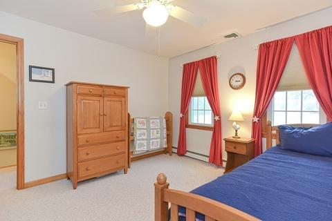 8 Leonard Rd, Mendon, MA 01756 photo 17