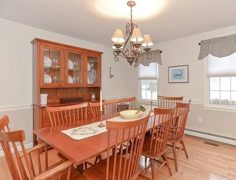 8 Leonard Rd, Mendon, MA 01756 photo 11