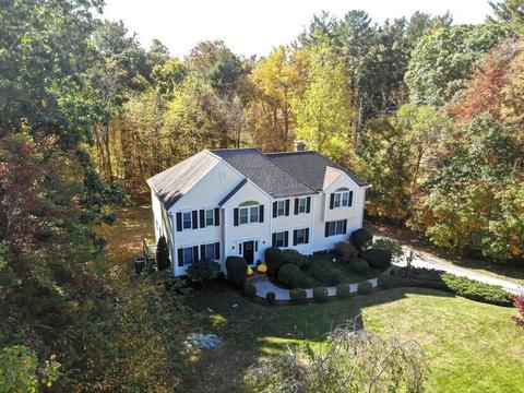 8 Leonard Rd, Mendon, MA 01756 photo 3