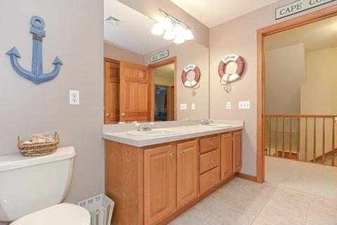 8 Leonard Rd, Mendon, MA 01756 photo 23