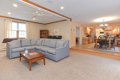 8 Leonard Rd, Mendon, MA 01756 photo 10