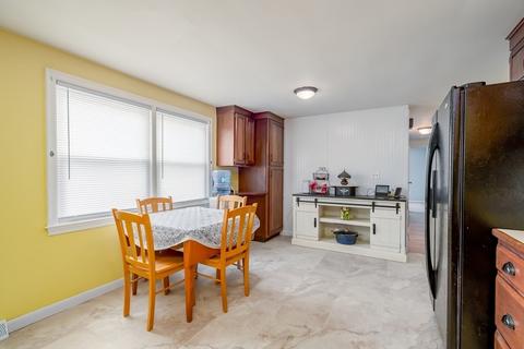 70 Pine St, Danvers, MA 01923 photo 6