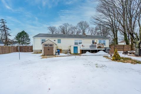 70 Pine St, Danvers, MA 01923 photo 23