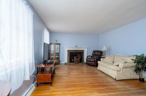70 Pine St, Danvers, MA 01923 photo 7