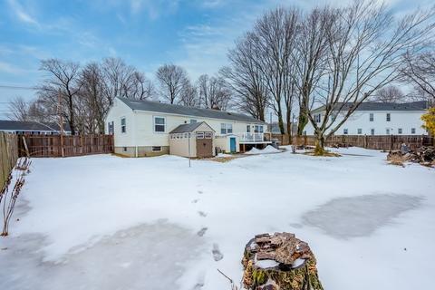 70 Pine St, Danvers, MA 01923 photo 22