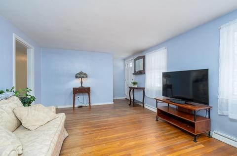 70 Pine St, Danvers, MA 01923 photo 8