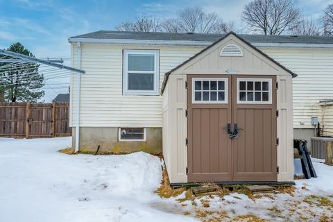 70 Pine St, Danvers, MA 01923 photo 21