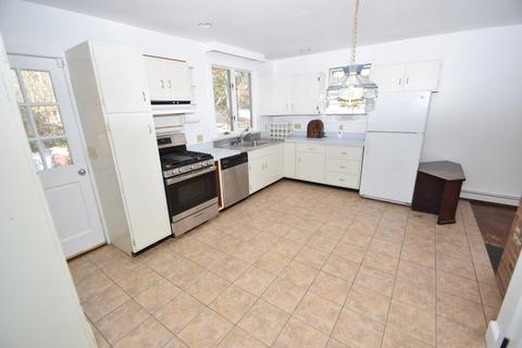 38 Pond View Dr, Mashpee, MA 02649 photo 11