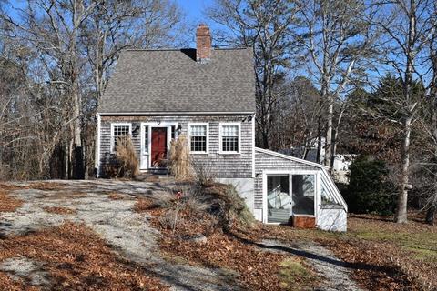 38 Pond View Dr, Mashpee, MA 02649 photo 2