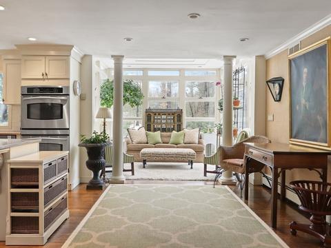 77 Crestview Rd, Needham, MA 02492 photo 3