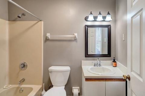 306 Tappan St #E, Brookline, MA 02445 photo 20