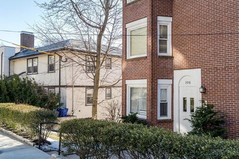 306 Tappan St #E, Brookline, MA 02445 photo 3