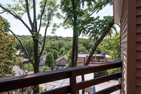 306 Tappan St #E, Brookline, MA 02445 photo 12