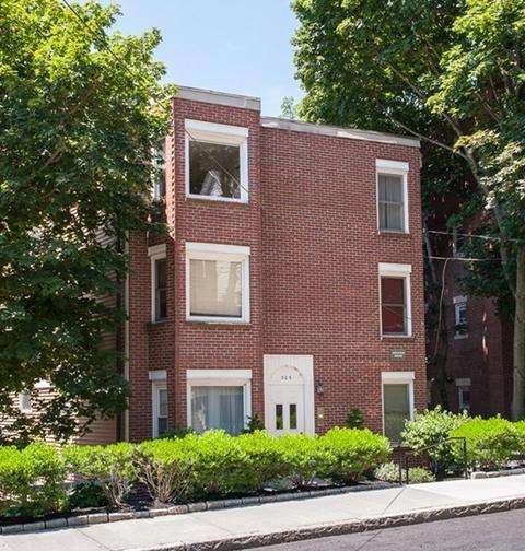306 Tappan St #E, Brookline, MA 02445 photo 1