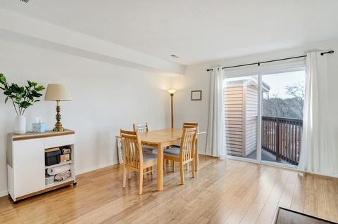 306 Tappan St #E, Brookline, MA 02445 photo 9