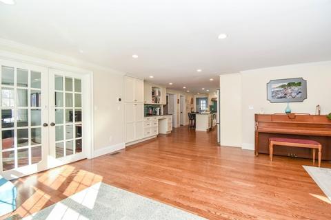 95 Elmwood Rd, Needham, MA 02492 photo 11