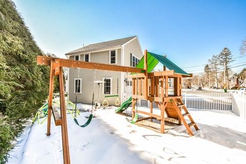 95 Elmwood Rd, Needham, MA 02492 photo 32