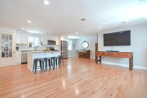 63 Prior Dr, Framingham, MA 01701 photo 3