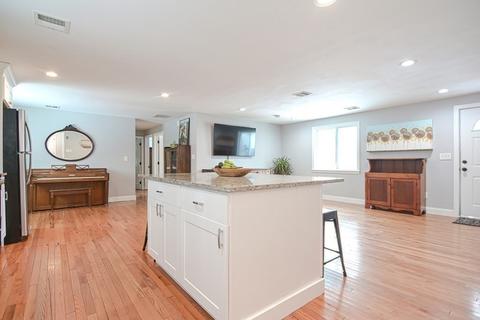 63 Prior Dr, Framingham, MA 01701 photo 7