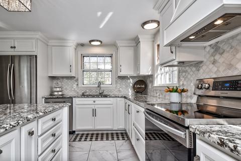 8 Hilltop Rd, Dover, MA 02030 photo 4