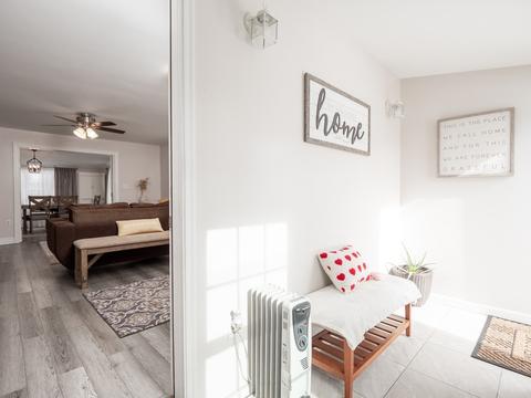 4 Eustis St, Worcester, MA 01606 photo 5