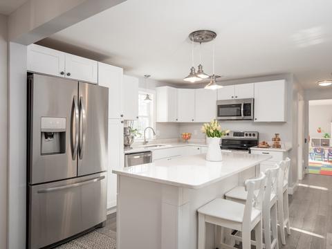 4 Eustis St, Worcester, MA 01606 photo 9